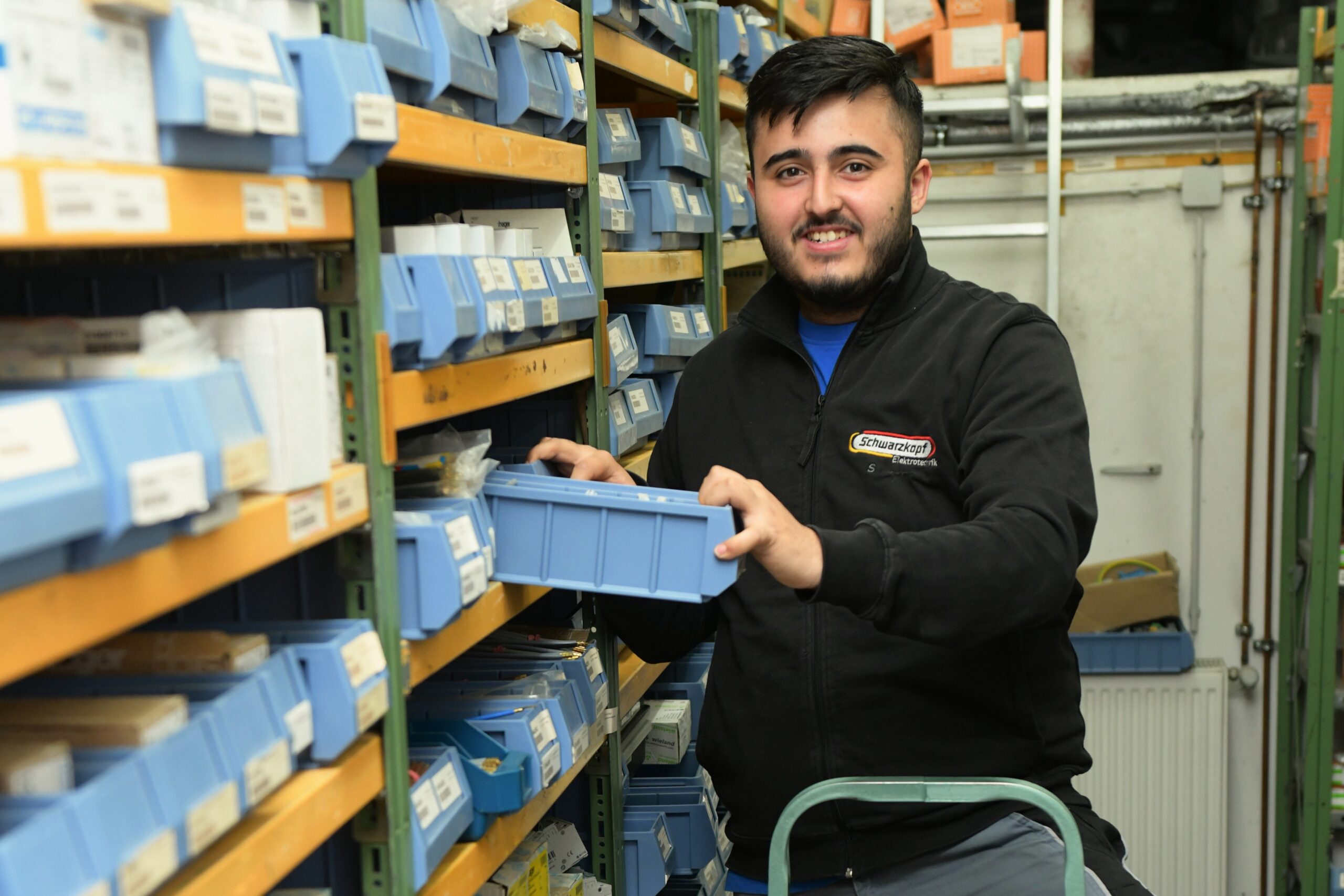 Ausbildung Elektro Schwarzkopf Troisdorf – Fachkraft für Lagerlogistik (m/w/d)